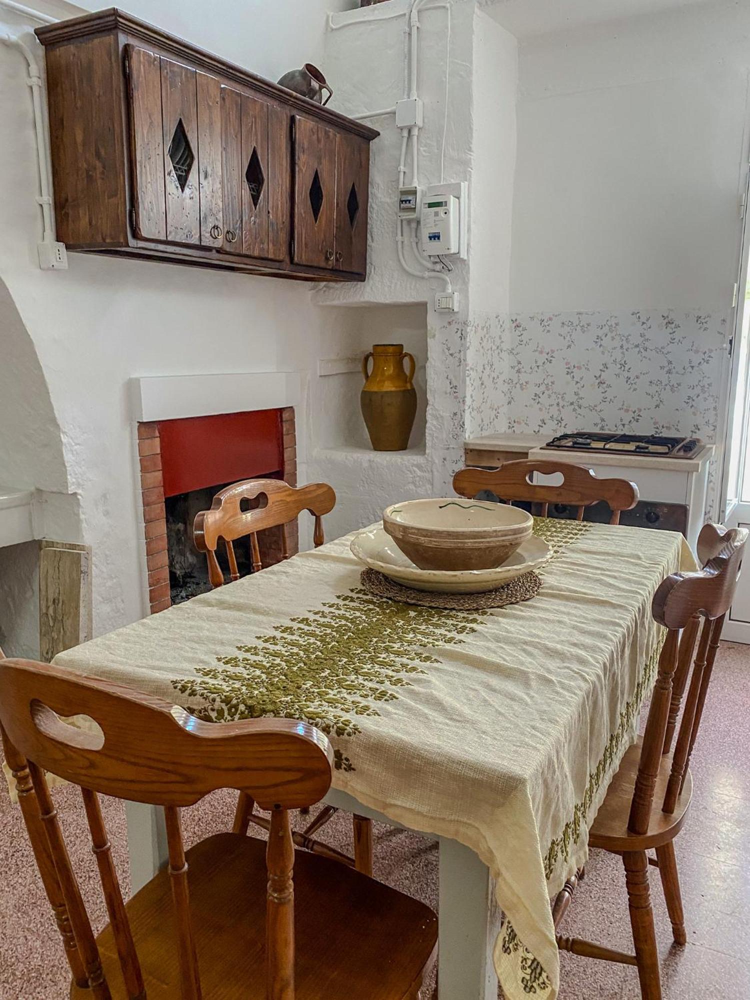 Trullo Pinto Apartment Locorotondo Ngoại thất bức ảnh