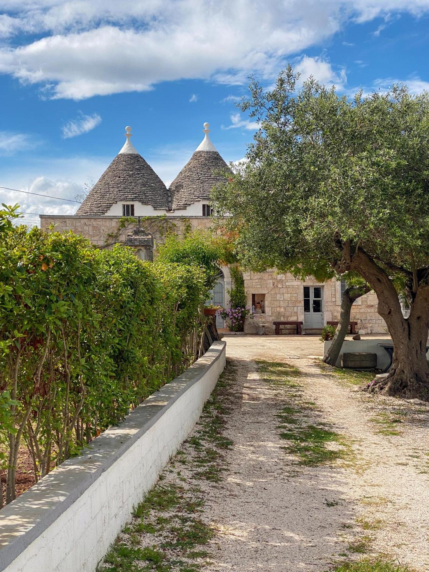 Trullo Pinto Apartment Locorotondo Ngoại thất bức ảnh