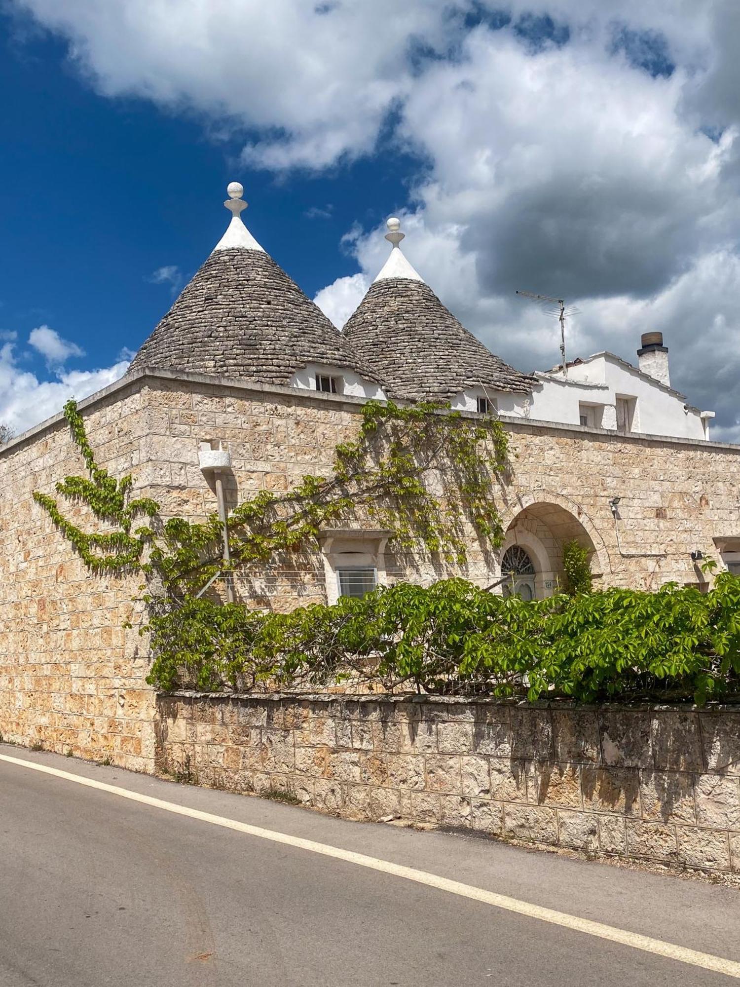 Trullo Pinto Apartment Locorotondo Ngoại thất bức ảnh